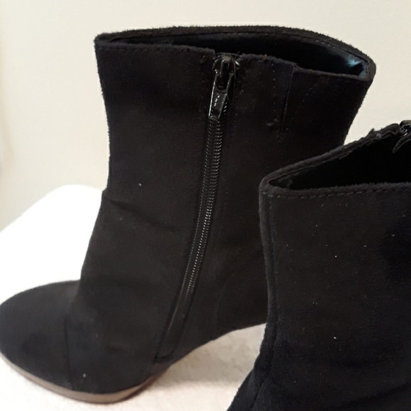 black booties - Picture 2 of 3